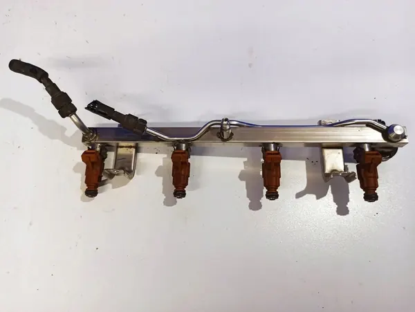 Brandstofrail SAAB 9-5 (YS3E) 2005 image 2