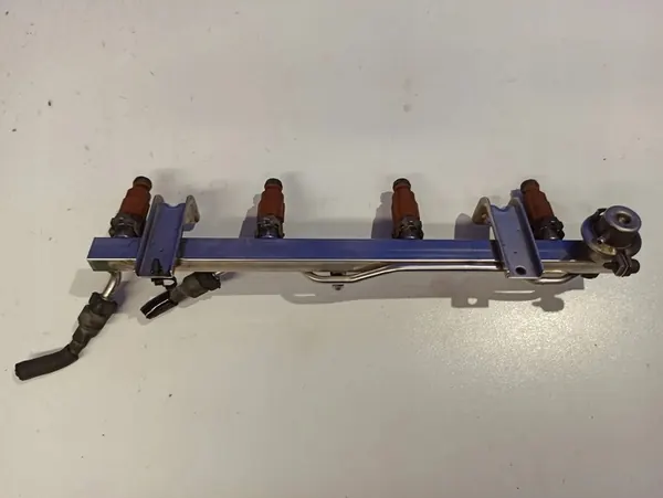 Brandstofrail SAAB 9-5 (YS3E) 2005 image 4