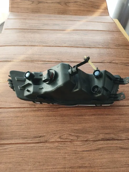 Faro Halógeno Izquierdo OEM 5E094169 para Skoda Octavia III image 5