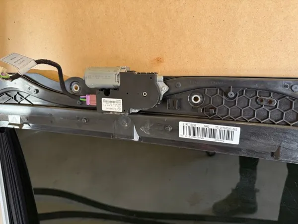 Motor de techo solar OEM A2187800629 Mercedes CLS W218 image 4
