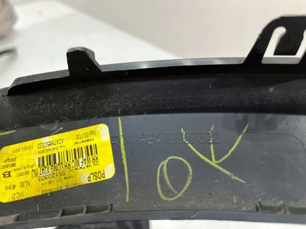 Mercedes GLB W247 Salpicadero trasero derecho OEM A2478850322 image 9