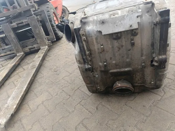 Scania DPF-Katalysator OEM 2249282 Euro 6 Gebraucht image 10