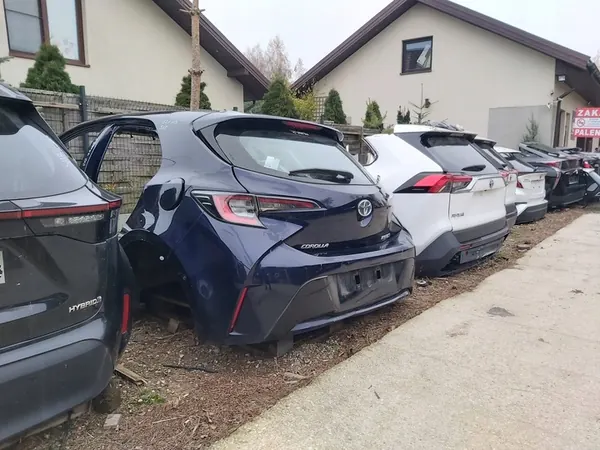 TOYOTA Corolla E21 Guida Paraurti Anteriore Sinistra 52116-02470 image 5