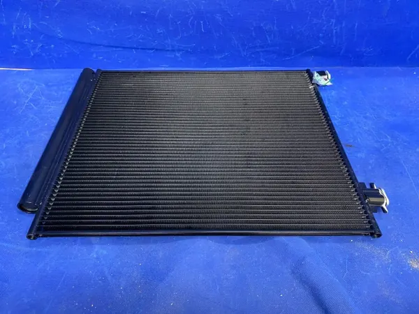 OEM 2002304 AC-kondensor för Nissan Qashqai J11 image 8