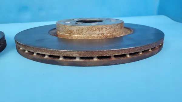 Discos de freno delanteros BMW 6888686 330x24mm image 3
