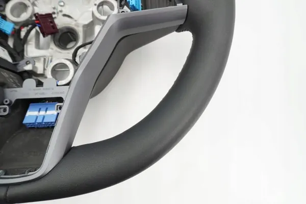 Tesla Model Y Läderratt OEM 1626599-00-D image 7