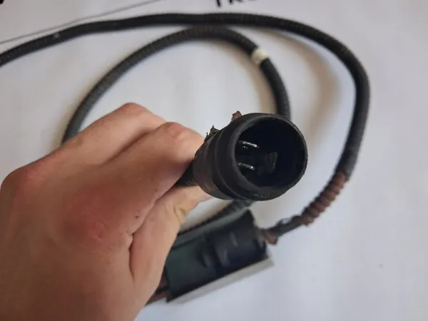 Motorvärmeslang OEM 20547412 Renault Magnum image 3