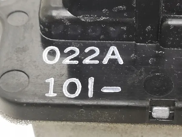 Mitsubishi ASX Puhallinvastus OEM 022A10L image 4