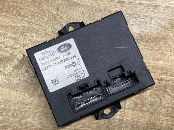Module de Hayon Jaguar XJ X351 OEM FW93-14B673-AB image 2