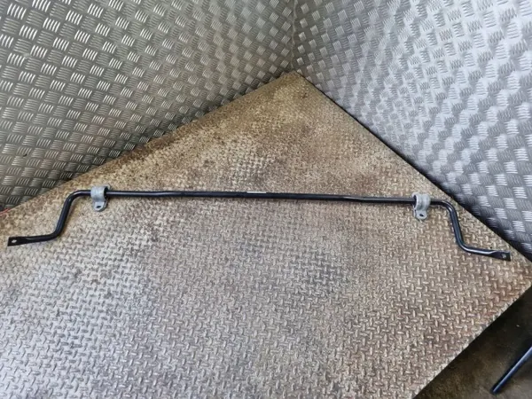 Volvo XC60 Taka-akselin stabilointitanko OEM 31451320 image 2