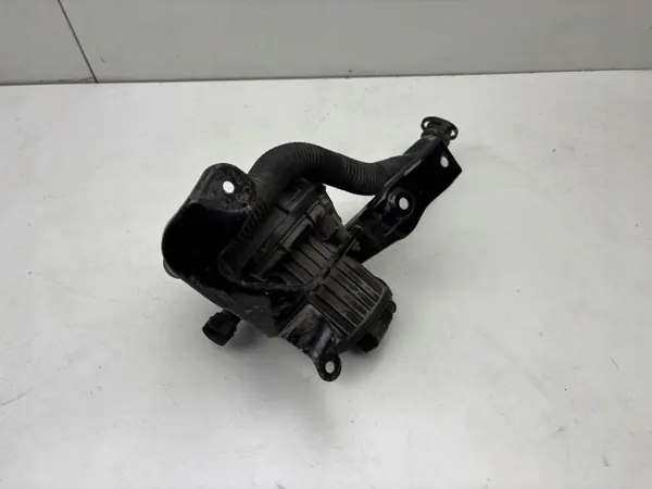 Pompe à air secondaire Audi OEM 04F906615C - Occasion image 2