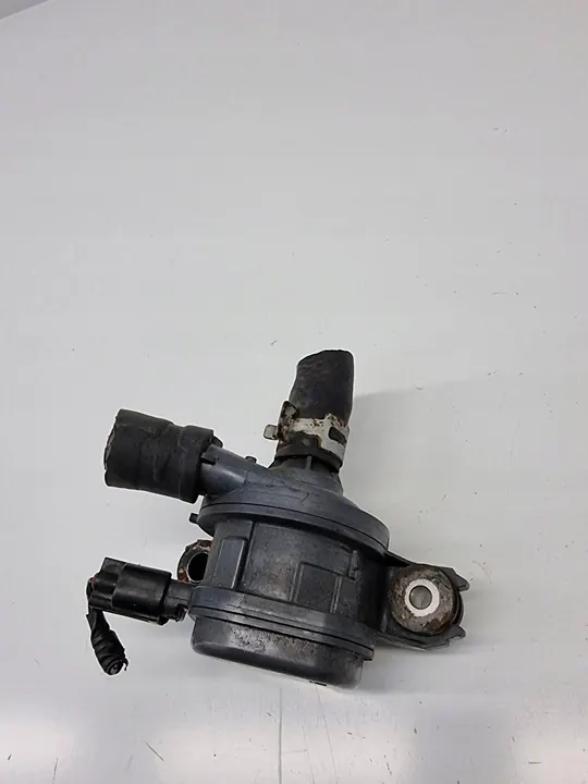 Lexus OE Vattenpump 161B0-36010 image 2