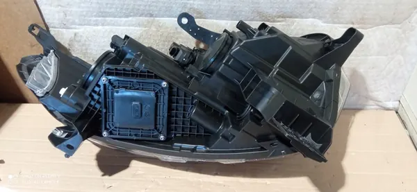 Renault Kadjar Etuvalo OE 260600479R image 10