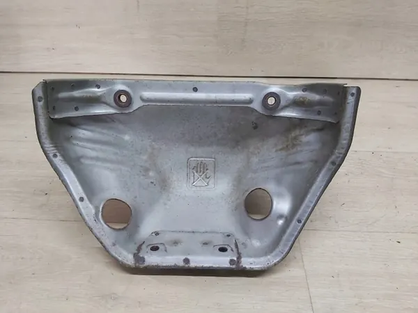 Toyota MR2 ZZ30 Pakoputken lämpösuoja OEM MR2 30 TERMICZNA image 3