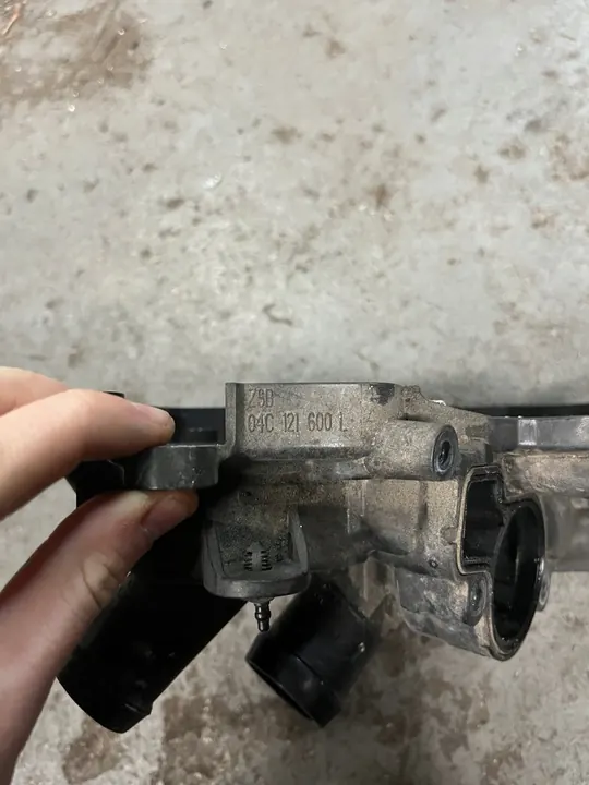 Pompa acqua 04C121600L 1.0 MPI Skoda VW Up Seat Mii image 4