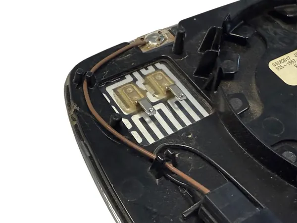 Tesla Peili-Insert Vasen OEM 1042531-00-A Käytetty image 5