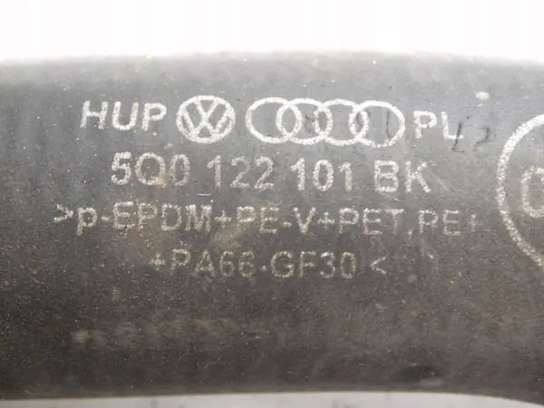 Vesiliitin Audi A3 2.0 TDI 5Q0122101BK image 2