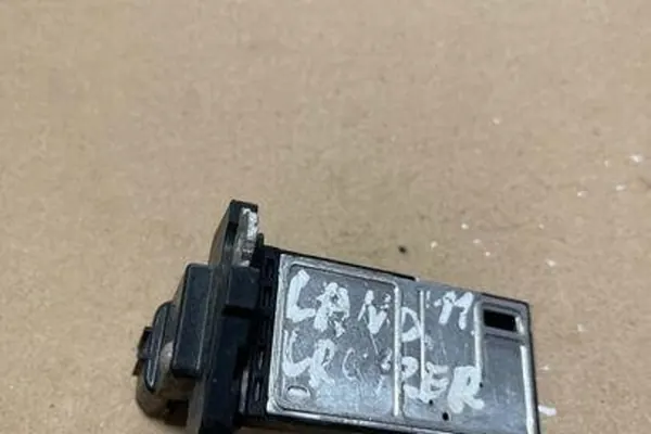 Luftmassenmesser TOYOTA LAND CRUISER 200 4.5L Diesel image 2