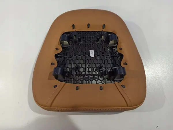 Volvo XC90 II Hoofdsteun OEM 39831095 - Gebruikt image 3