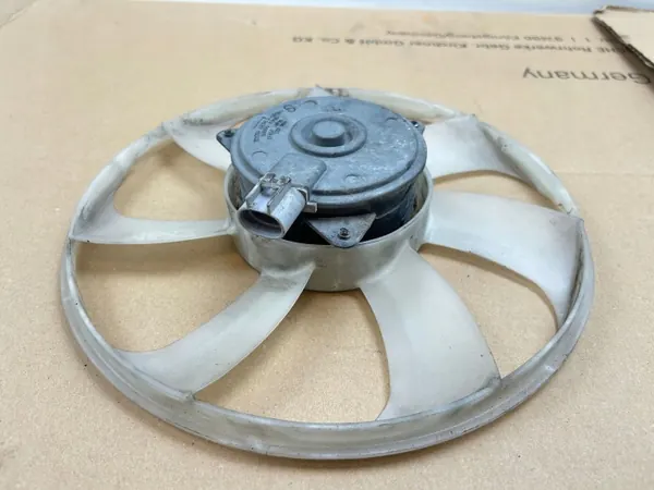 Lüfterflügel Toyota Prius OEM 1680008990 - Gebraucht image 5