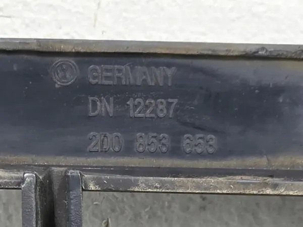 VW LT 96-06 Radiator Grill 2D0853653 2 image 10