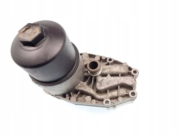 Jaguar XF 2012 Oljefilterfäste image 2