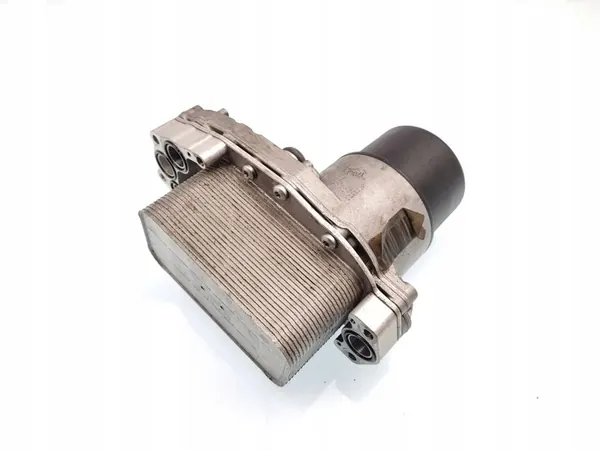 Jaguar XF 2012 Oljefilterfäste image 4