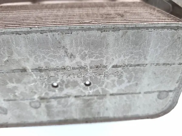 Jaguar XF 2012 Oljefilterfäste image 5