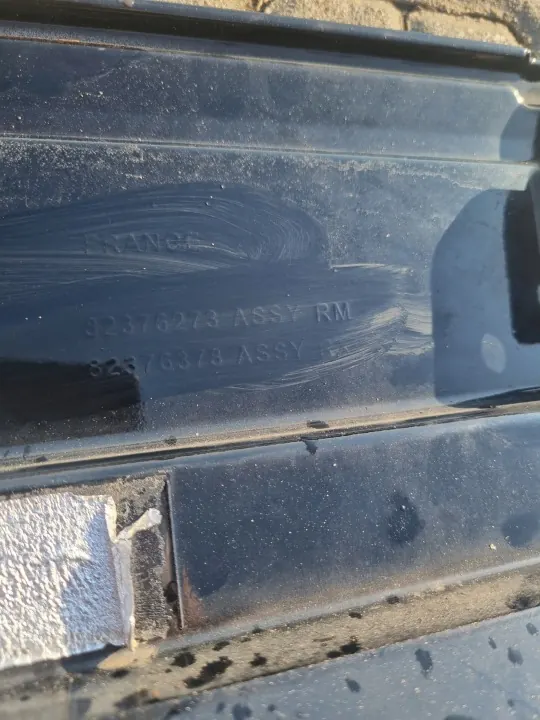 Linke Handschuhfachklappe OEM 82376273 Renault image 5
