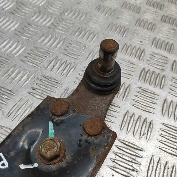 KIA Sportage 2015 Braccio di controllo inferiore anteriore sinistro OEM image 6