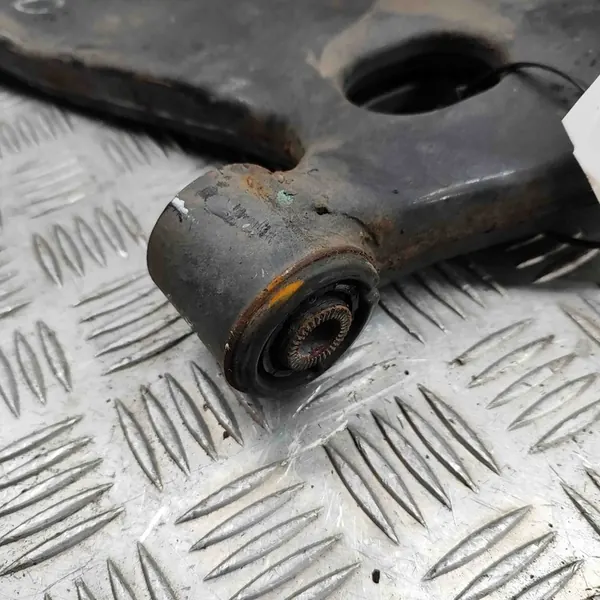 KIA Sportage 2015 Braccio di controllo inferiore anteriore sinistro OEM image 7