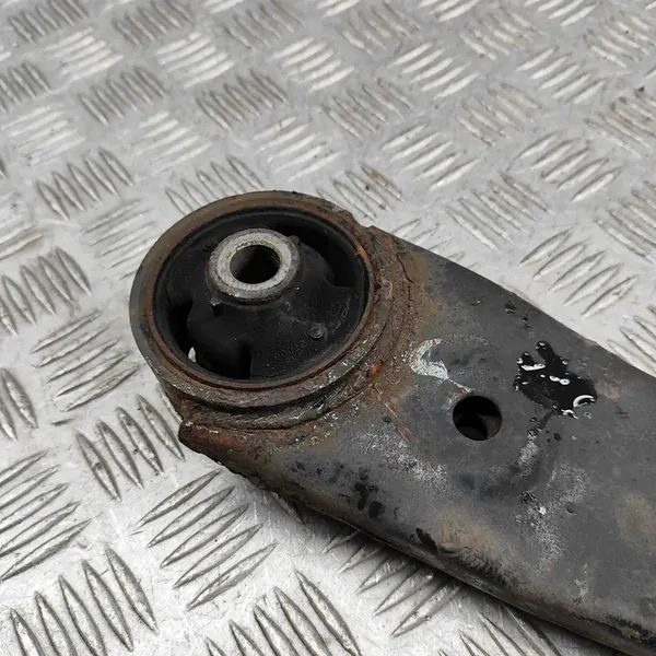 KIA Sportage 2015 Braccio di controllo inferiore anteriore sinistro OEM image 8