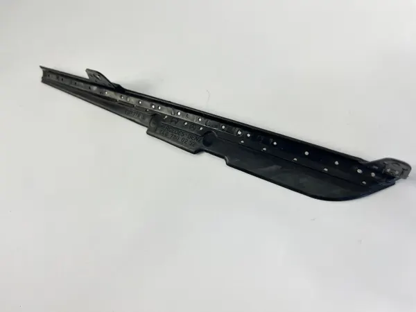 Joint Guide Toit Ouvant Droit OEM SDV05277 Mercedes W124 image 4