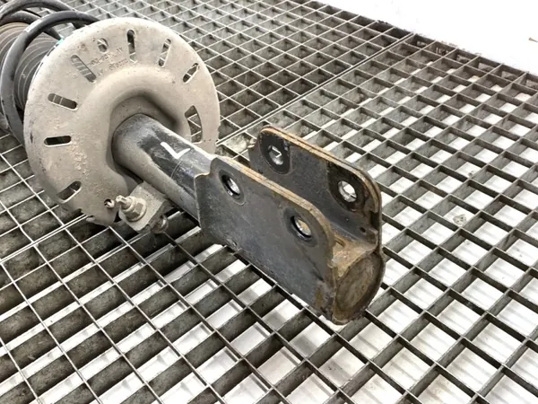 Vorderer Linker Stoßdämpfer mit Feder OEM 9823318680 image 3