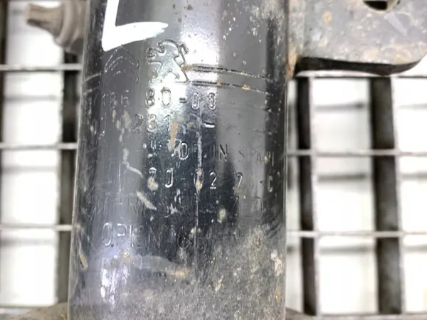 Vorderer Linker Stoßdämpfer mit Feder OEM 9823318680 image 6