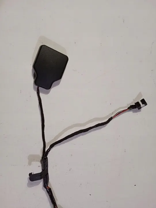 Capteur de pluie Dodge Challenger OEM P68223401AD image 3