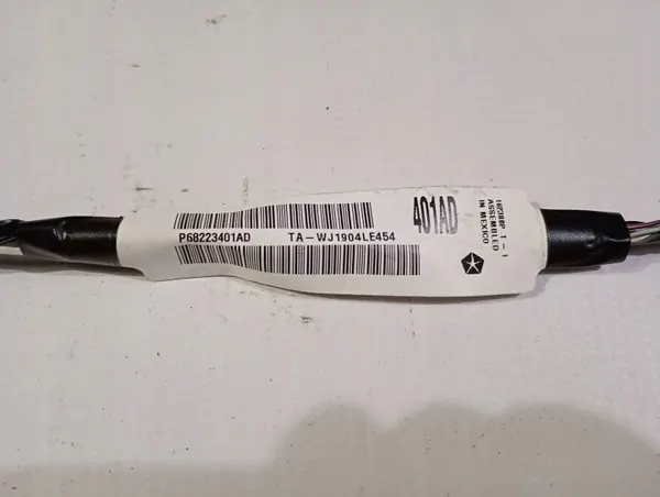 Capteur de pluie Dodge Challenger OEM P68223401AD image 5