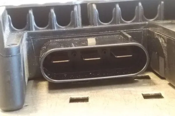 Spänningsfördelningsbox MERCEDES-BENZ E (W212) A2125406250 image 7