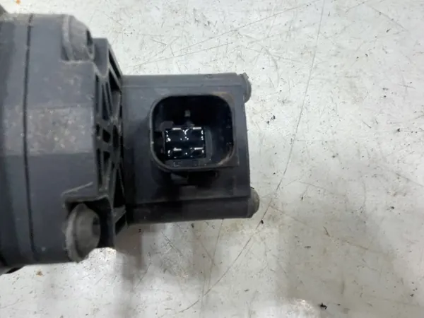 Válvula ECAS Mercedes Actros Suspensión Aire OEM 472890284 image 6