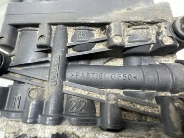 Válvula ECAS Mercedes Actros Suspensión Aire OEM 472890284 image 7