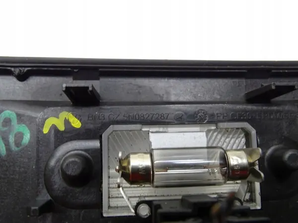 OEM 5N0827287A Tavaratilaluukun Lista VW Tiguan 5N image 8