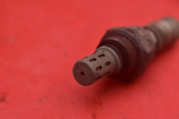 Sensor Lambda Saturn Vue 2 II 3.6 V6 4X4 2007-2010 OEM 12597947 image 3