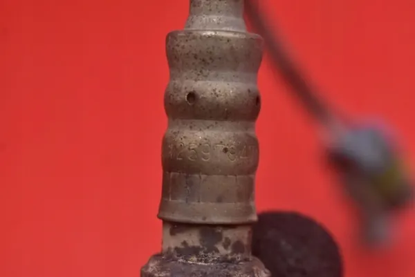 Sensor Lambda Saturn Vue 2 II 3.6 V6 4X4 2007-2010 OEM 12597947 image 4