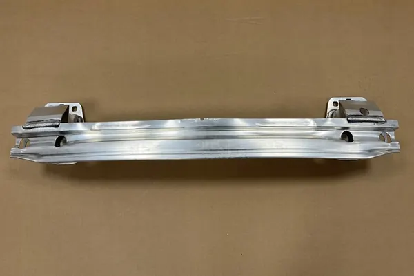 AUDI Q7 Q8 4M Takapuskuri 4M0807309 image 2