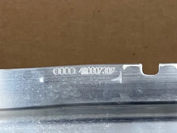 AUDI Q7 Q8 4M Takapuskuri 4M0807309 image 3