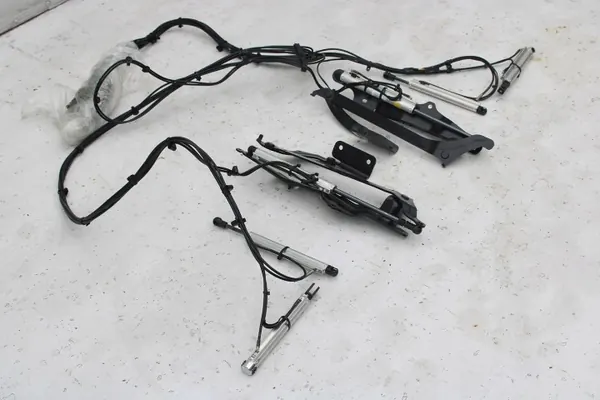 Audi A3 Cabrio Verdeckseile OEM bt-cars-10927 image 3