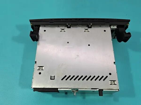 Radio d'origine BMW E87 OEM 9226395 - Occasion image 7