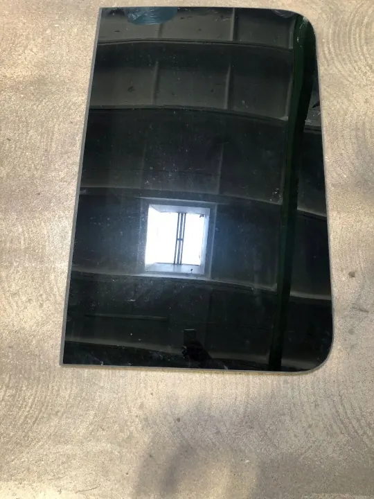 Audi Q7 Panoramadachscheibe OEM 989716110 image 2
