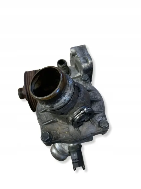 Vattenpump OEM GSD43478 för BMW 7 E38 image 4