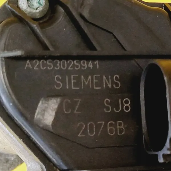 Válvula EGR Volkswagen Passat B6 1.6 03C131503B image 2